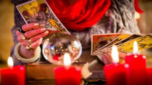 La carte de tarot qui vous aidera à équilibrer votre vie en février